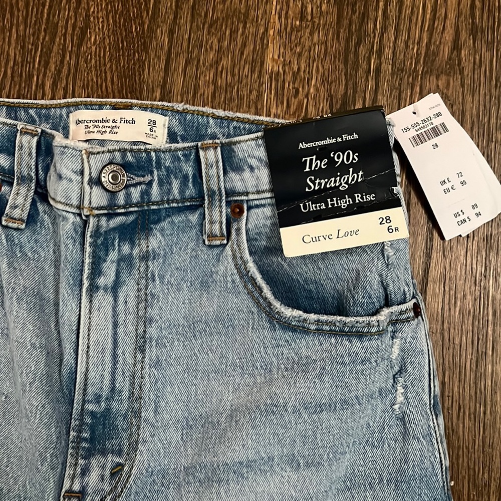 Abercrombie and Fitch 90s straight ultra high rise curve love